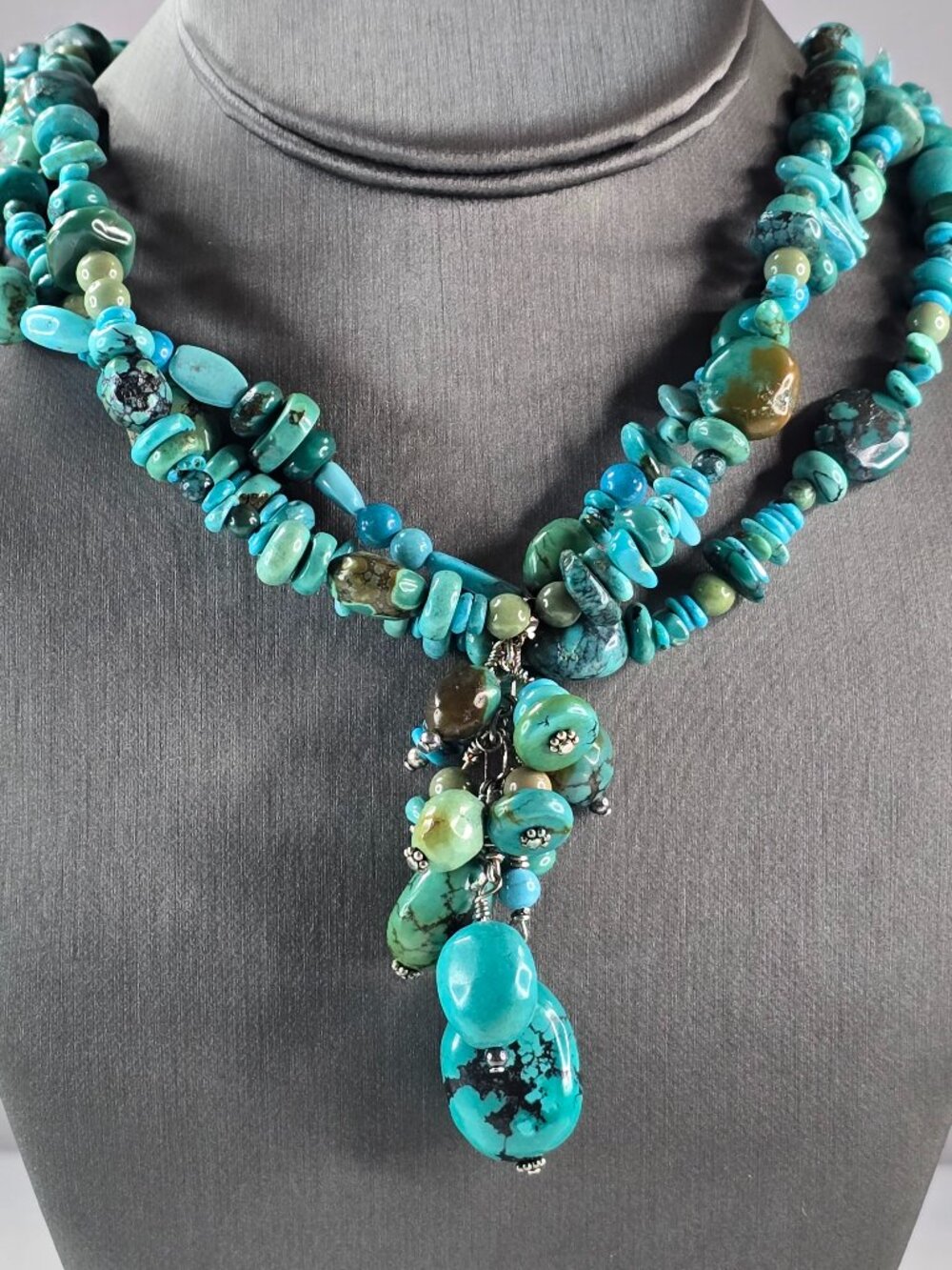 Womens Vintage Estate Sterling Silver Turquoise Southwestern Style Necklace E668